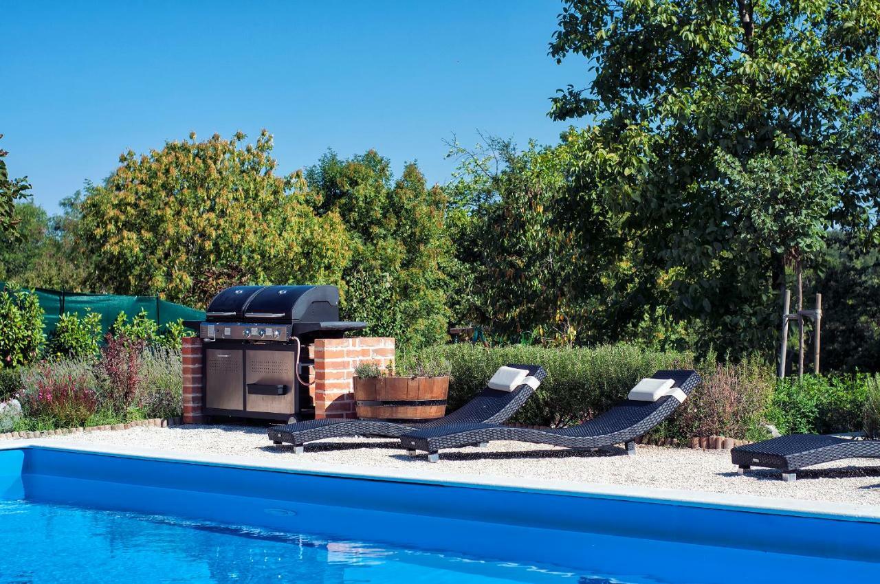 Režanci Villas Vea Histria מראה חיצוני תמונה