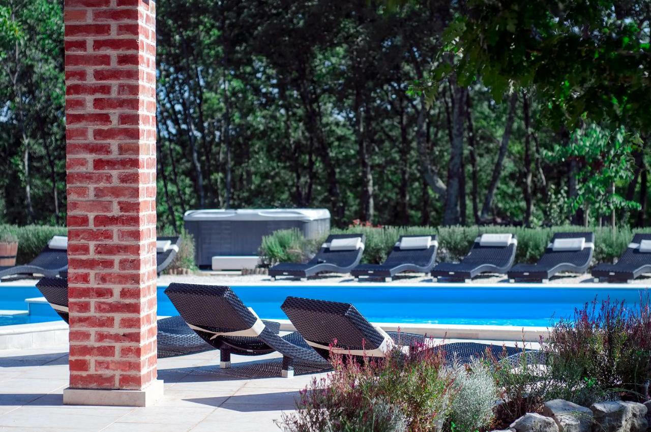 Režanci Villas Vea Histria מראה חיצוני תמונה