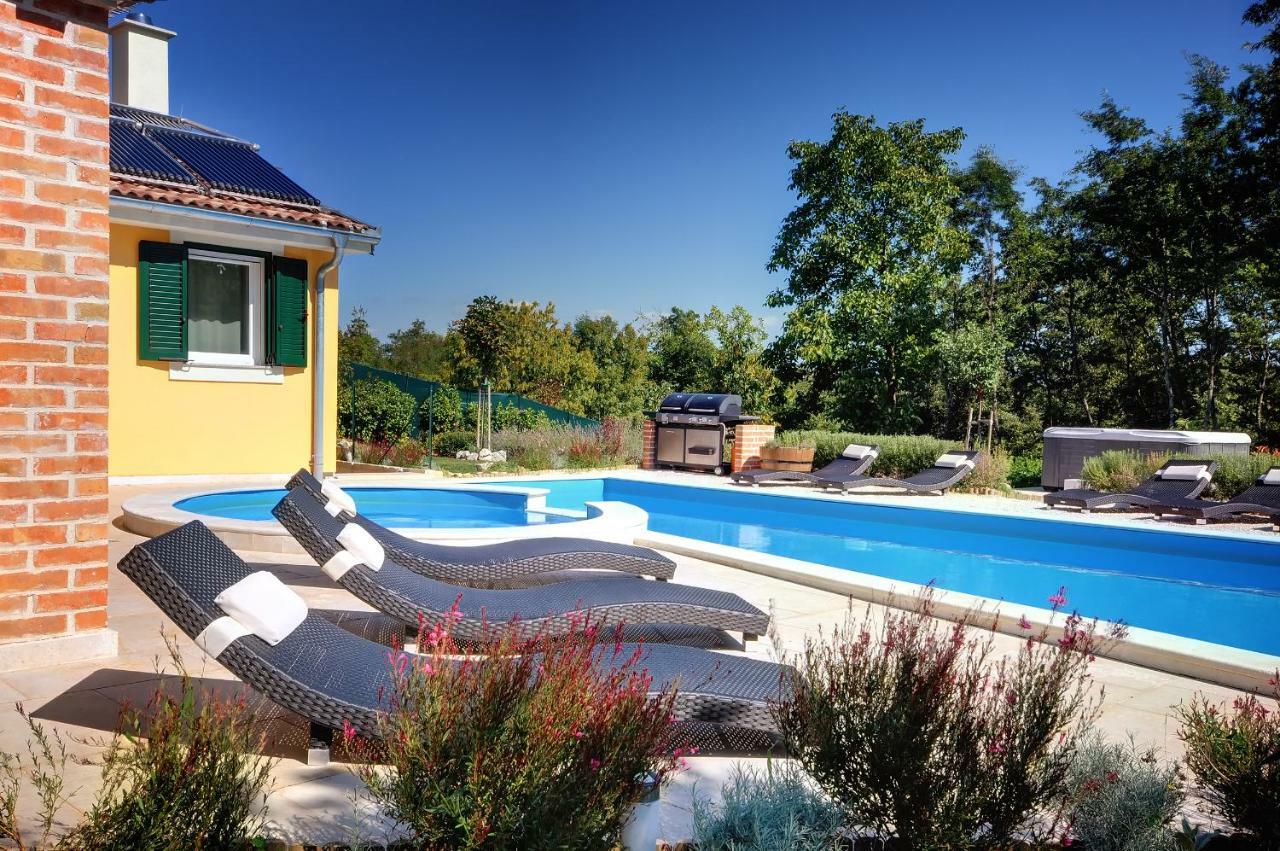 Režanci Villas Vea Histria מראה חיצוני תמונה