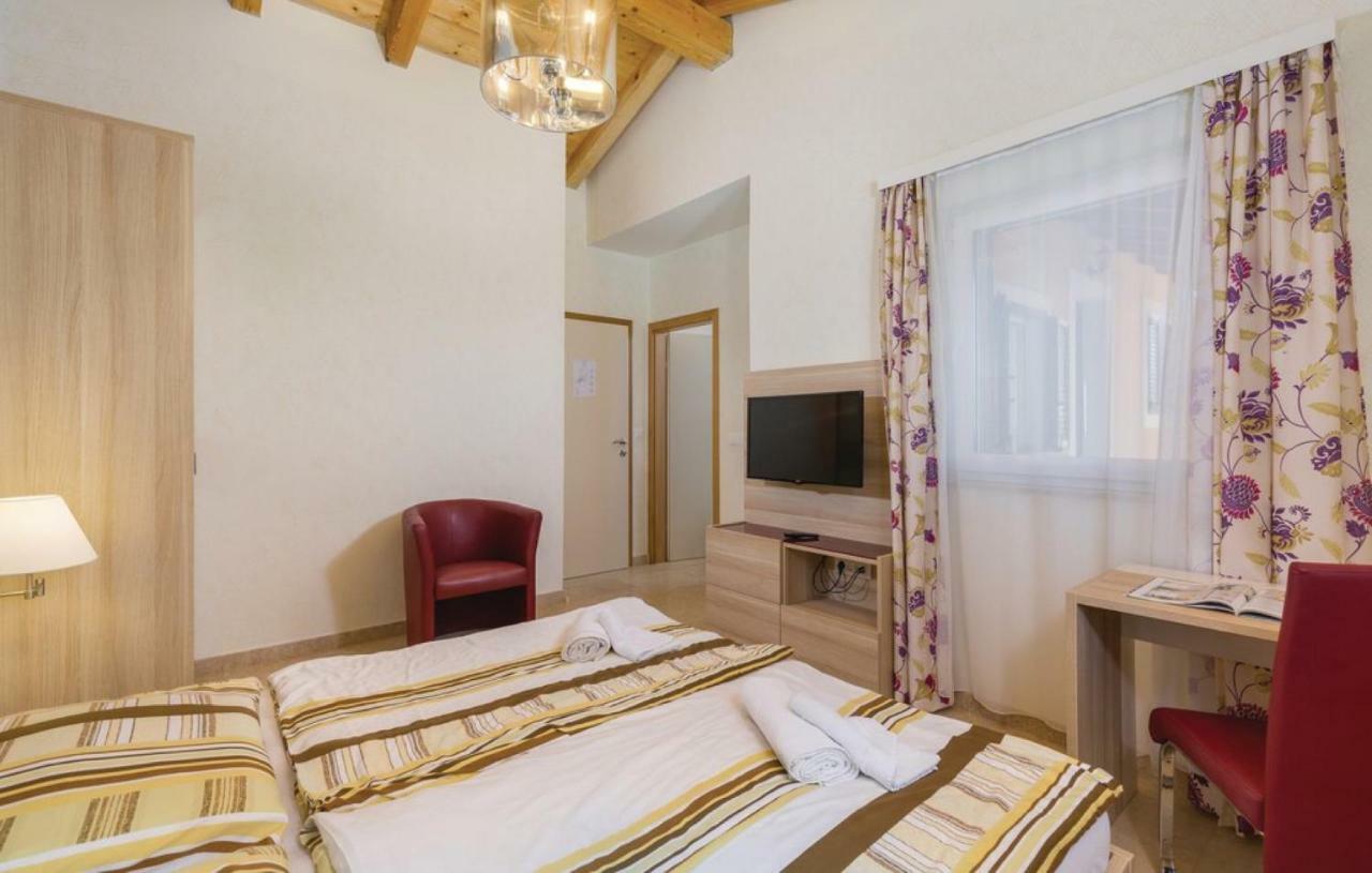 Režanci Villas Vea Histria מראה חיצוני תמונה