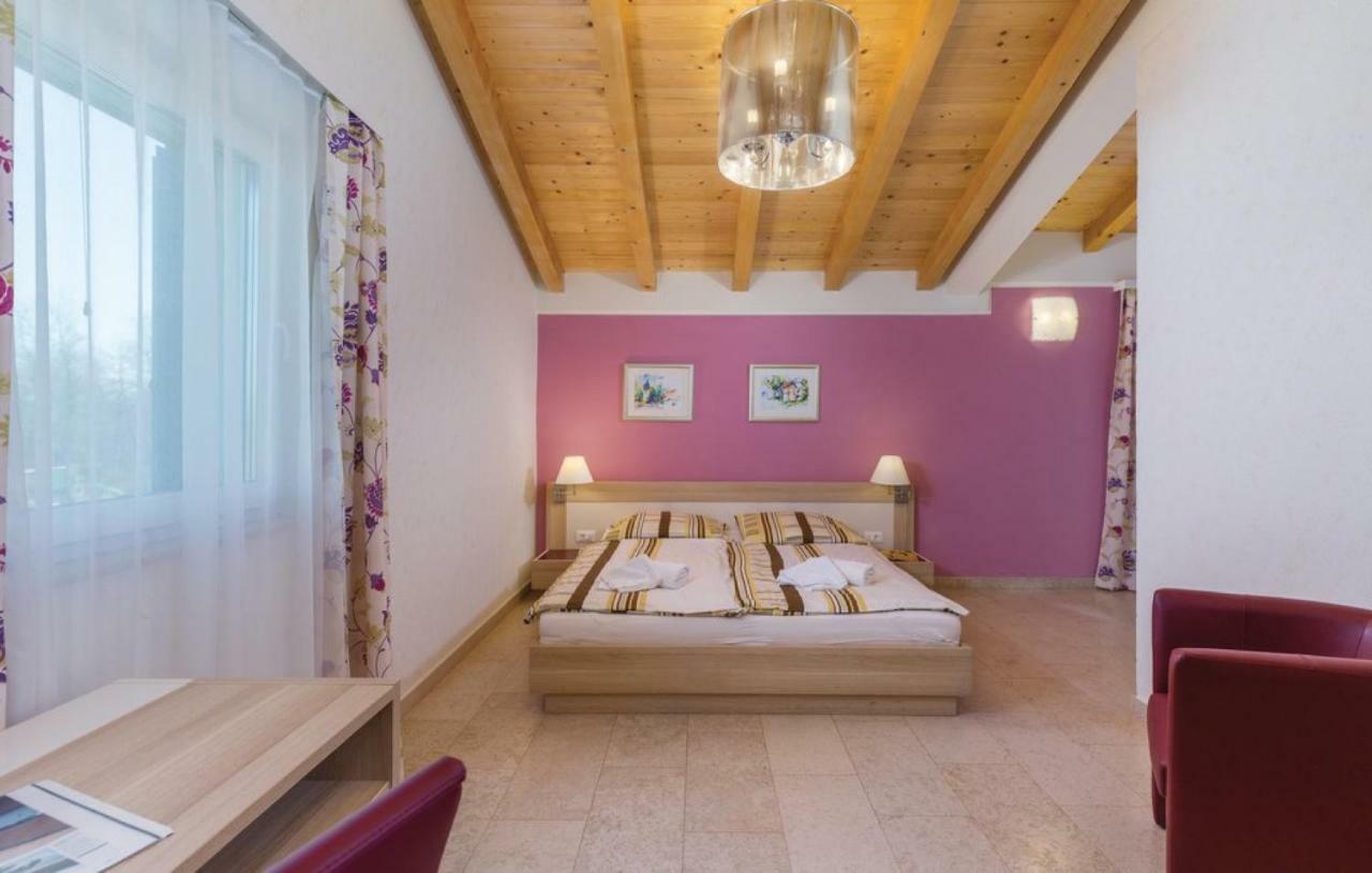 Režanci Villas Vea Histria מראה חיצוני תמונה