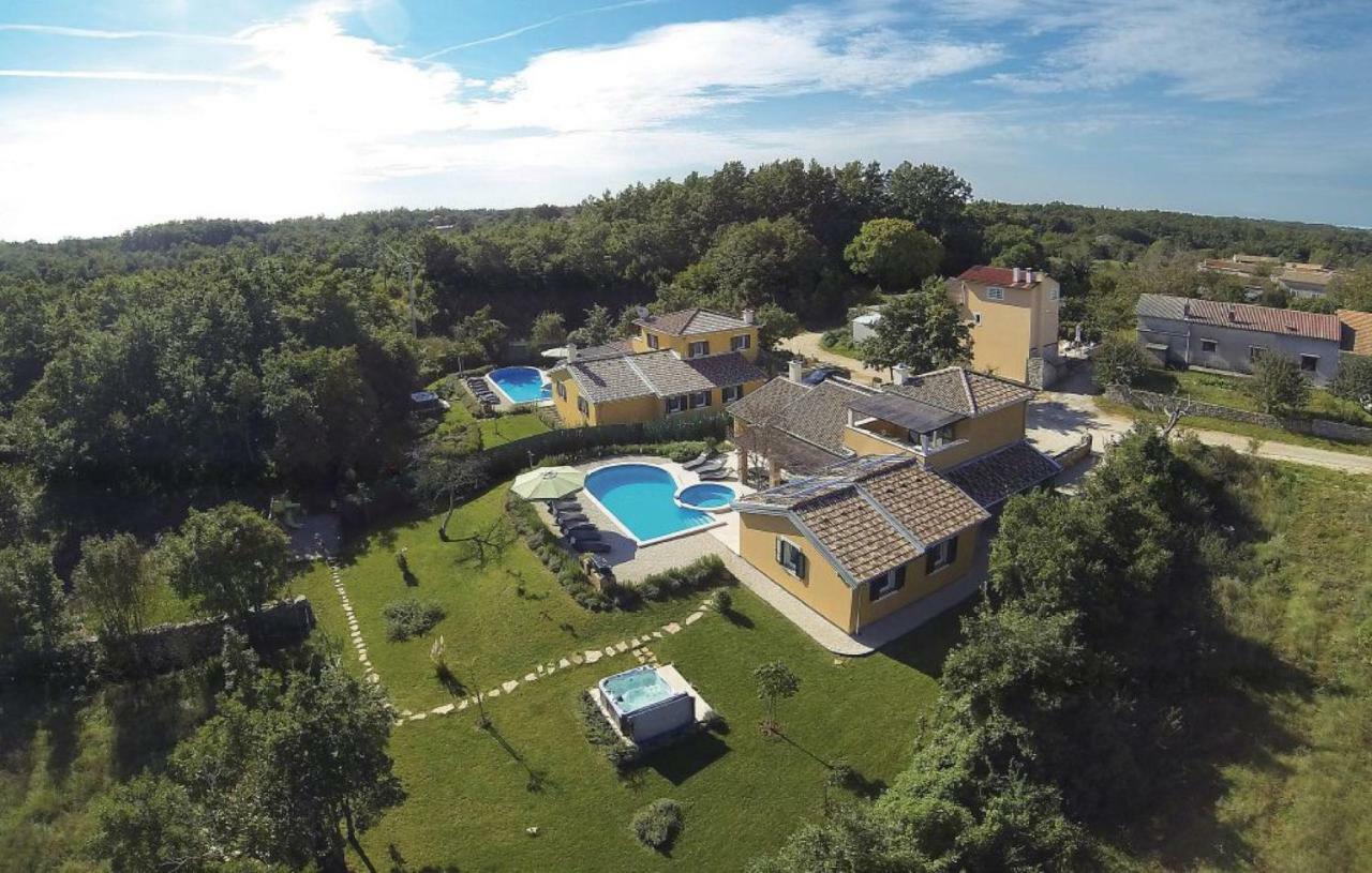 Režanci Villas Vea Histria מראה חיצוני תמונה