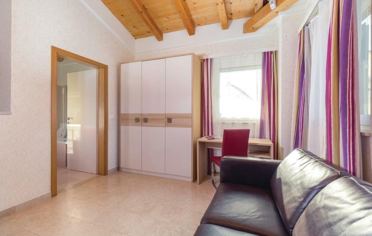 Režanci Villas Vea Histria מראה חיצוני תמונה