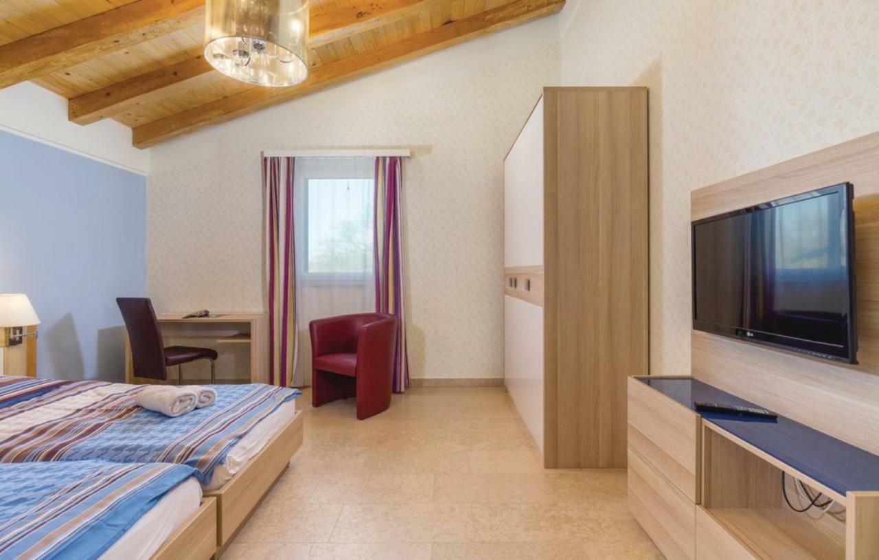 Režanci Villas Vea Histria מראה חיצוני תמונה