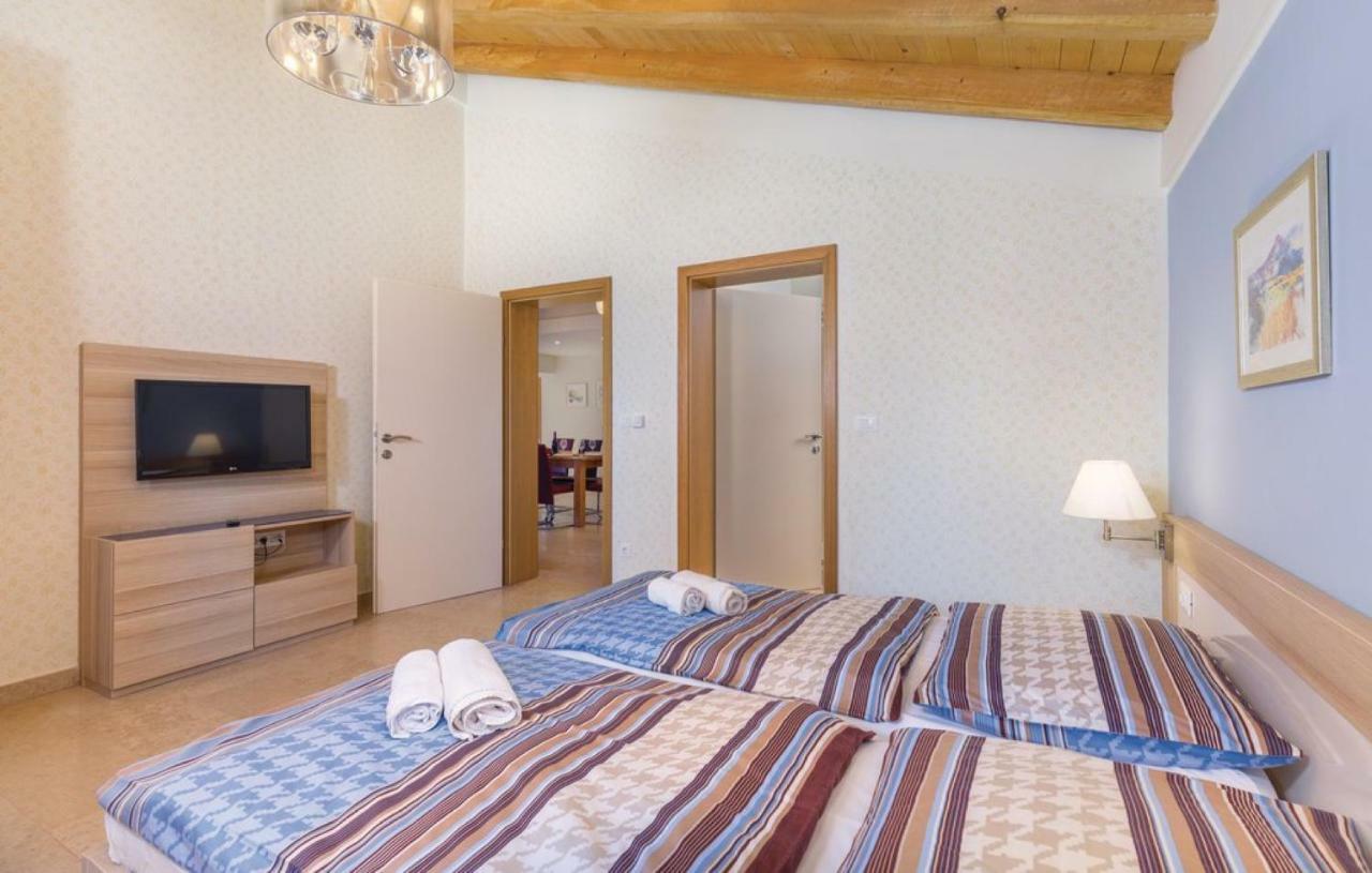 Režanci Villas Vea Histria מראה חיצוני תמונה